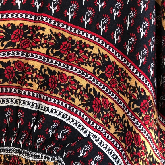 Forever 21 Black Gold Red Patterned Tunic Shirt M - Picture 4 of 13